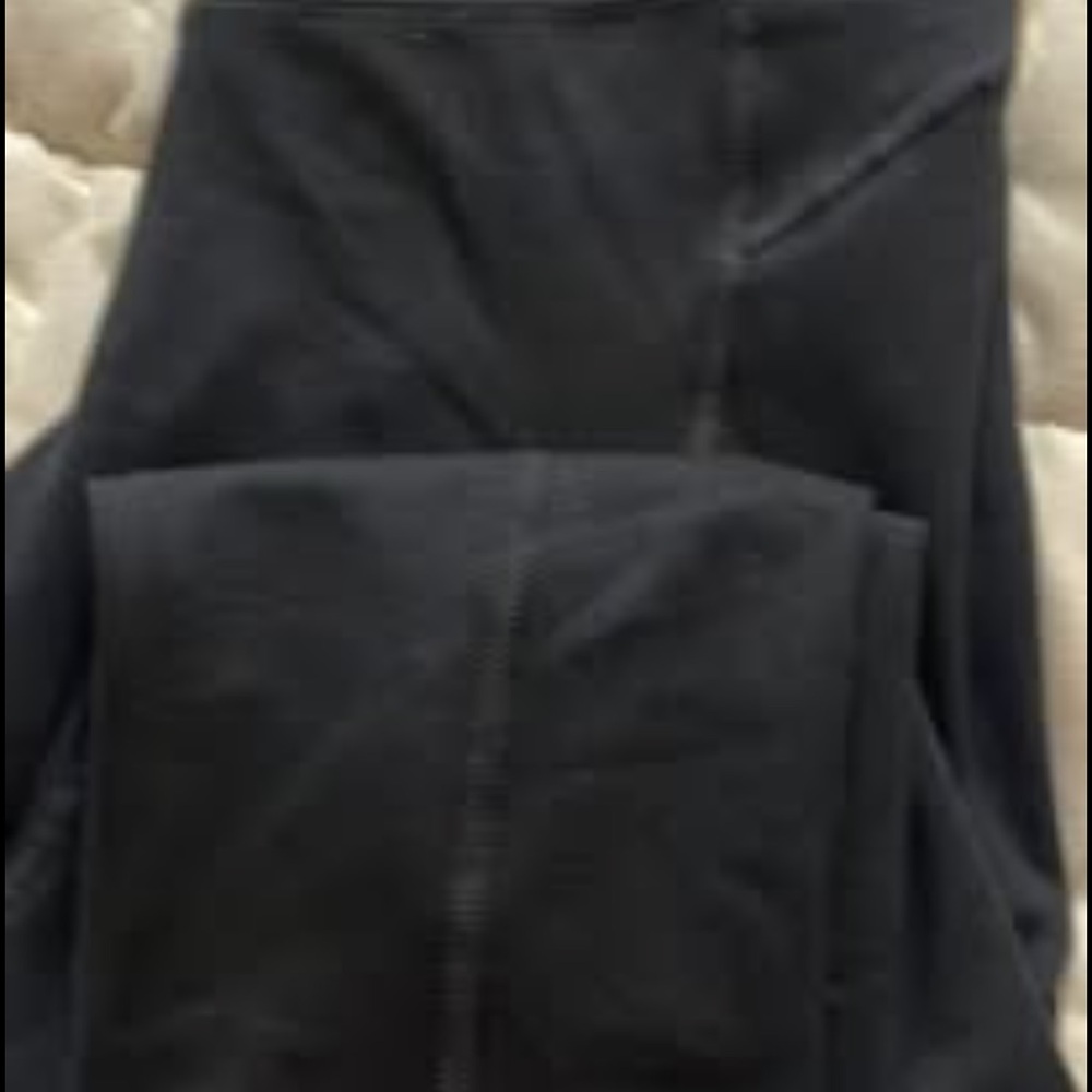 woman’s champion fitted capri